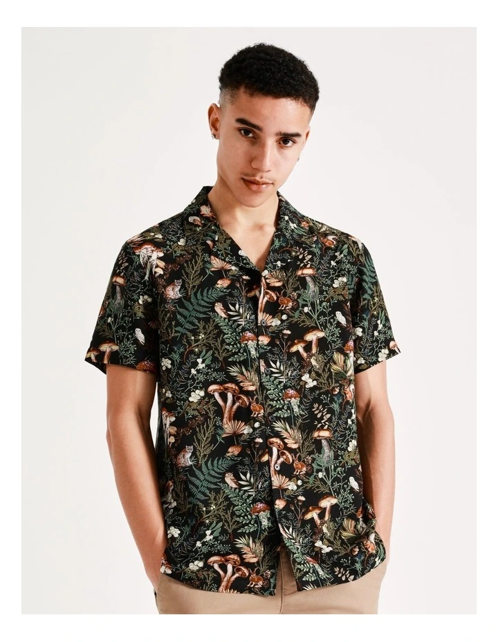 Best Pirce 𧨠Kenji Wonderland Print Short Sleeve Rayon π Shirt In Black π