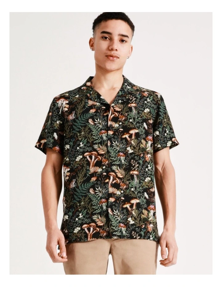 Best Pirce 𧨠Kenji Wonderland Print Short Sleeve Rayon π Shirt In Black π - Image 4